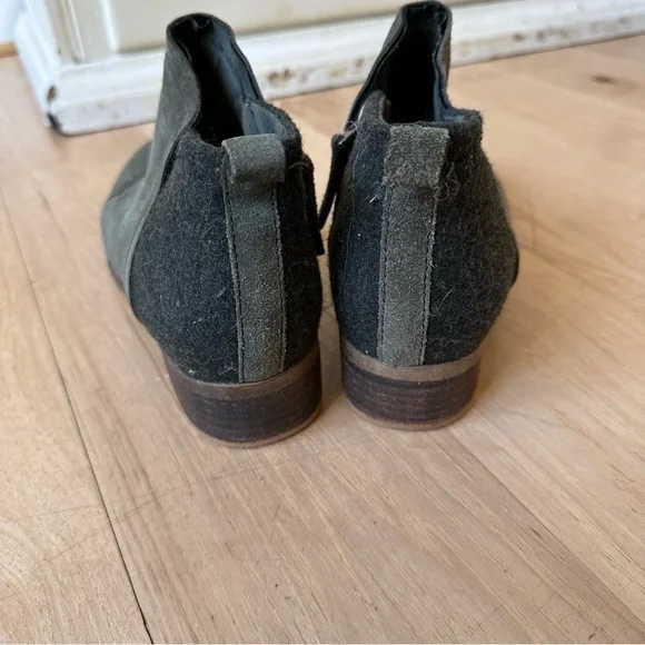 Toms Green Wool Suede ankle Booties size women’s 8 - Picture 3 of 6